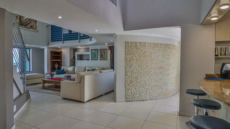 4 Bedroom Property for Sale in Perlemoenbaai Western Cape